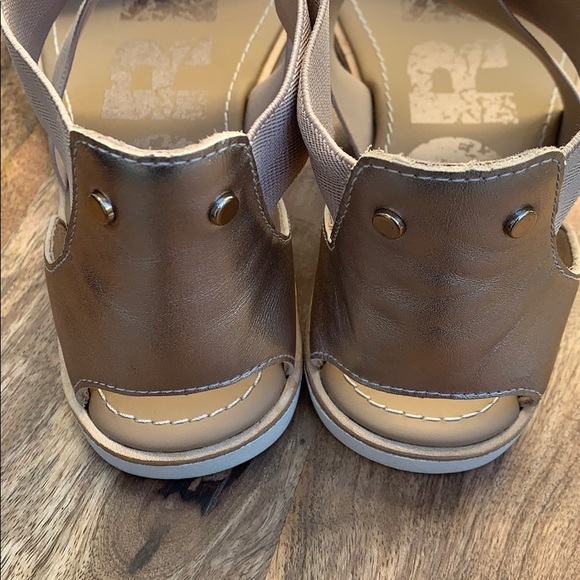 * Sorel Ella Sandal - Warm Gold - Picture 7 of 8